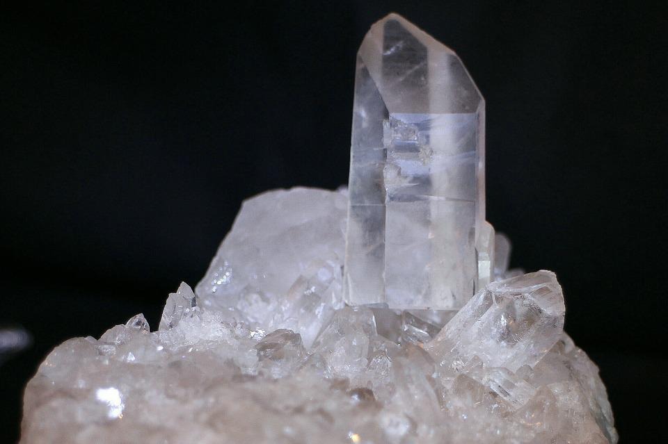 水晶 原石